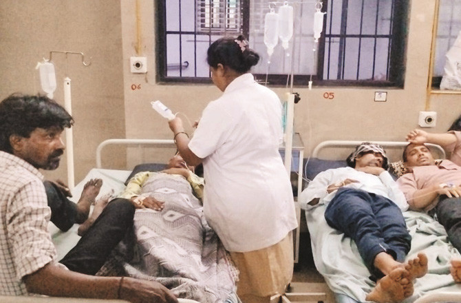 More Than 100 People Fell Ill After Eating Shawarma And Pizza From A Hotel In The Past Few Days.Photo:INN