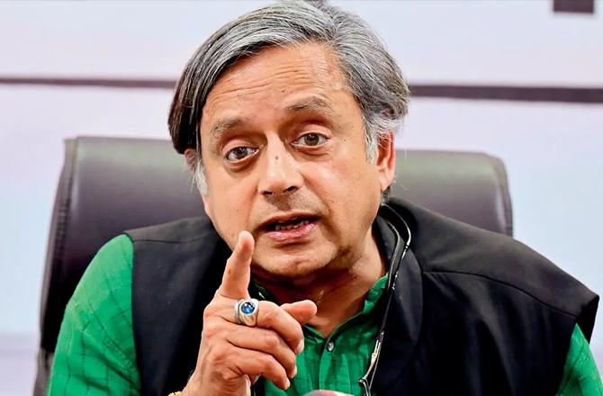 Shashi Tharoor. Photo: INN