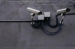 کلیان :اسمارٹ سٹی پروجیکٹ کے تحت نصب سی سی ٹی وی کی ۱۷۰ ؍بیٹریاں چوری