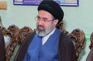 ایران قیادت پر حملے، خامنہ ای کا بیان، تہران میں اختیار کس کے پاس؟