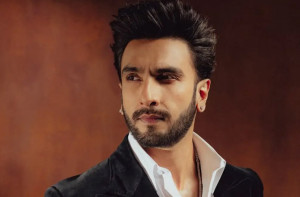 رنویـر سنگھ نے فلم ’’دُھرندھر۲‘‘ کا نیا پوسٹر شیئر کیا  