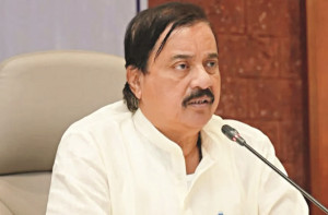 سنیل تٹکرے نے مہندر تھوروے پر ہتک عزت کا مقدمہ دائر کیا 