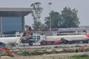 مغربی ایشیا میں پروازوں کا بحران برقرار؛ ایئر لائنز نے معطلی میں توسیع کردی