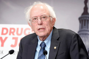 مشرق وسطیٰ میں ماہرین کی تعیناتی، سینڈرز کی جنگی اخراجات پر سخت تنقید