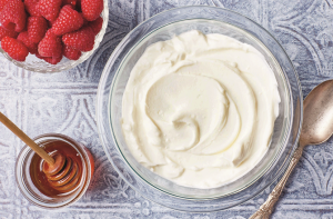 دہی میں موجود غذائی اجزاء ذہنی سکون فراہم کرتے ہیں 