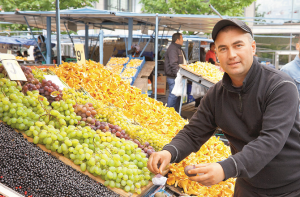 سورہ طور، سورہ النجم، سورہ القمر، سورہ رحمان، سورہ الواقعہ اور سورہ الحدید سنئے!