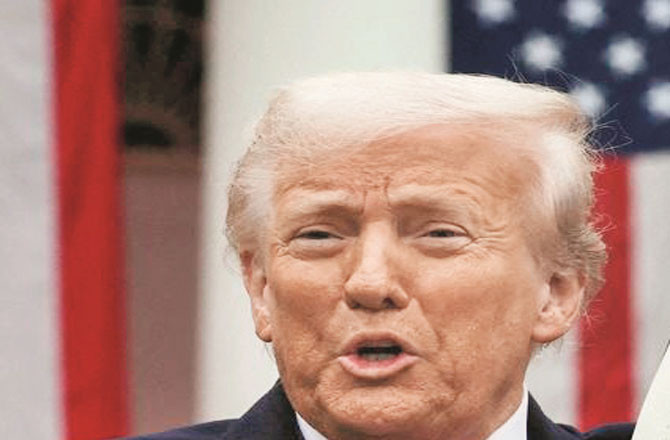  ایپسٹن فائل: محکمہ انصاف نے ٹرمپ کی روکی گئی فائل عام کر دی