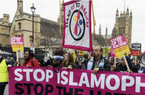 برطانیہ: مسلمانوں کے متعلق تقریباً نصف خبروں میں تعصب : تحقیق