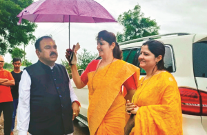 خواتین سے زیادتی کا ملزم وزراء بھی جسکے عقیدتمند ہیں 