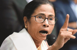 ممتا  کا الیکشن کمیشن پر بنگال  کیساتھ غیر معمولی تعصب برتنے کا الزام