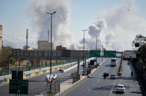 ایران جنگ میں شدت: میزائل، ڈرون حملے اور اربوں ڈالر کے فوجی اخراجات