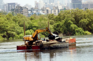 بی ایم سی میٹھی ندی کی صفائی کا ذمہ ناتجربہ کار ٹھیکیداروں کو دینے کیلئے تیار