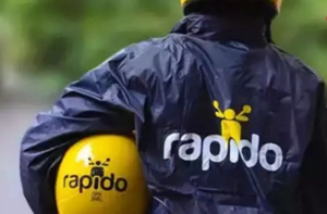 افطار سے پہلے ریپیڈو ڈرائیور کا دل چھو لینے والا عمل، ویڈیو وائرل