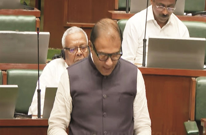 Minister of State Dr. Pankaj Bhoir presented the bill in the Legislative Assembly.