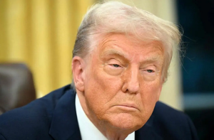 ٹرمپ کے متنازع دعوے، ایران کا چیلنج: خلیج میں جہاز بھیج کر دیکھیں