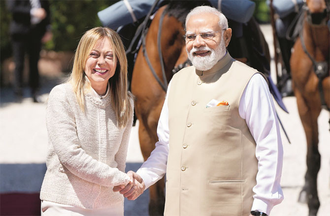 Prime Minister Modi with Prime Minister Giorgia Meloni during his visit to Italy. (File photo)
