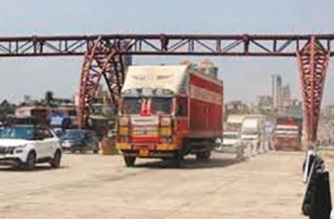 کھاریگاؤں ٹول ناکہ دوبارہ شروع کرنے کی این سی پی (شردپوار) کی مخالفت