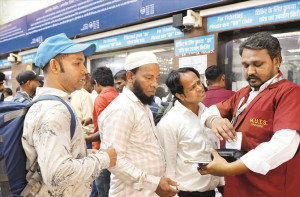 مسافروں کو طویل قطاروں سے بچانے کیلئے ریلوے کا نیانظم 