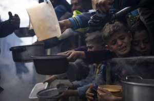 غزہ جنگ پر مستعفی ہونےوالے امریکی حکام کا مطالبہ: جنگ  کےحامیوں کو ملازمت نہ دیں