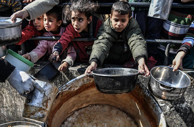 غزہ کی بھوک اسرائیل میں انتخابی مہم کا ہتھیار جبکہ ۵؍لاکھ فلسطینی امداد سے محروم