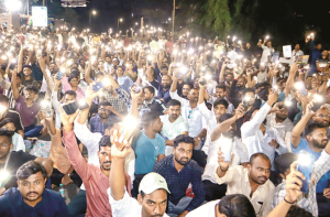 طلبہ احتجاج، نانا پاٹیکر کا انتقال اور غزہ جنگ کے تین سال پر اداریے