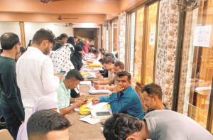 گھرگھر جاکربی ایل او کے دستاویزات حاصل نہ کرنے سے ووٹرس میں تذبذب 