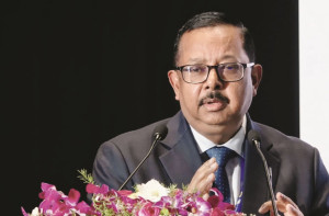 ’’لاکھوں افراد کو حق رائے دہی سے محروم کرنا من مانی اورغیرآئینی ہے‘‘