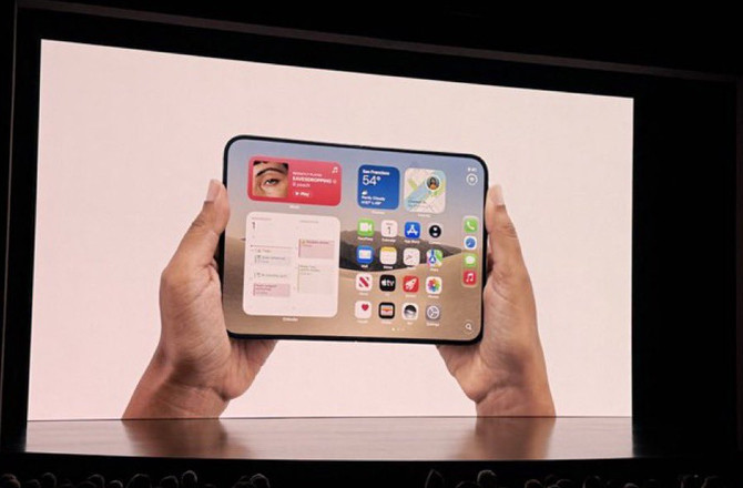 Iphone Duo.Photo:X