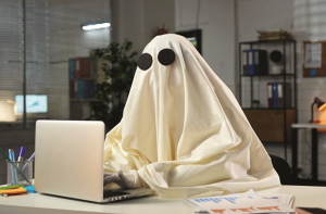 معاشیانہ: Digital Ghost: فوت شدہ فردکی ’شخصیت‘ کا مالک کون ہوگا؟
