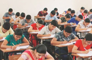 نیٹ امتحان کے تعلق سےغلط دعویٰ پیش کرنے والی طالبہ پر جرمانہ 