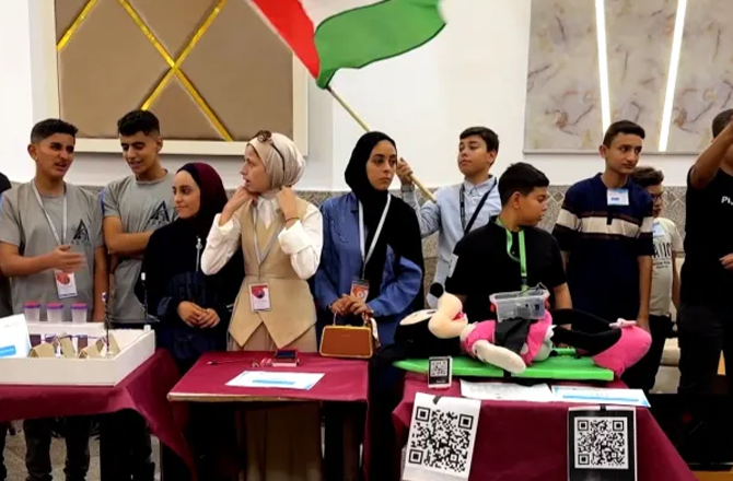غزہ: بچوں کا ہیکاتھون، دستیاب سامان سے خطرناک عمارتوں کی جانچ کیلئے روبوٹ تیار